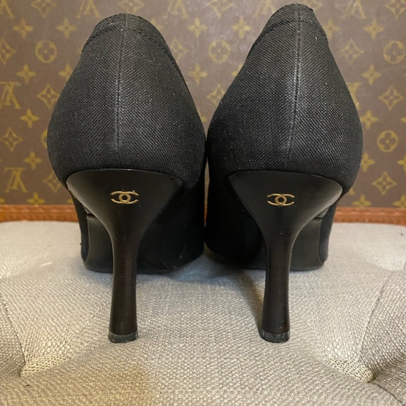 CHANEL Vintage black fabric shoes with logo, bow, stiletto heels, size 38 - Picture 4 of 8